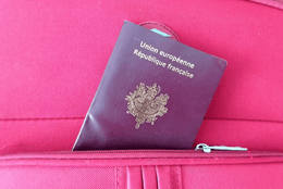 Cover Image for 4 raisons de faire vos photos d’identité chez votre photographe